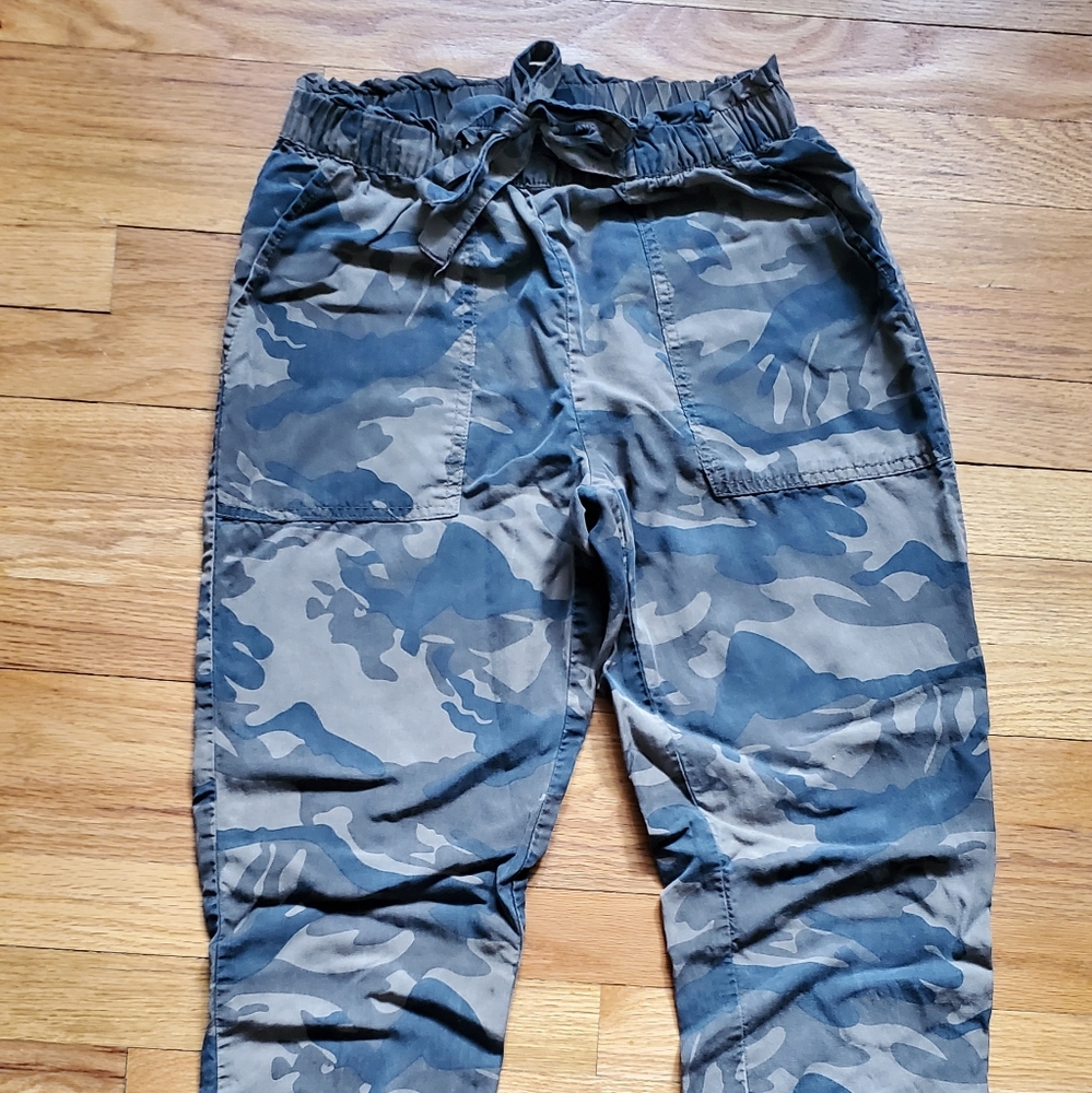 Camouflage joggers
